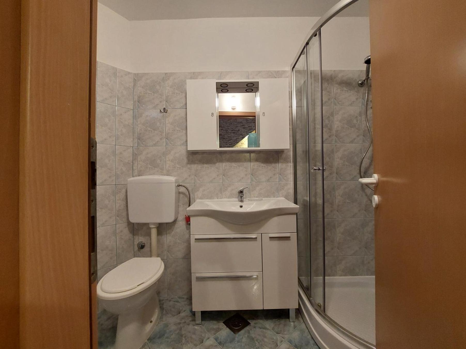 Leona Apartment Novigrad  Ngoại thất bức ảnh